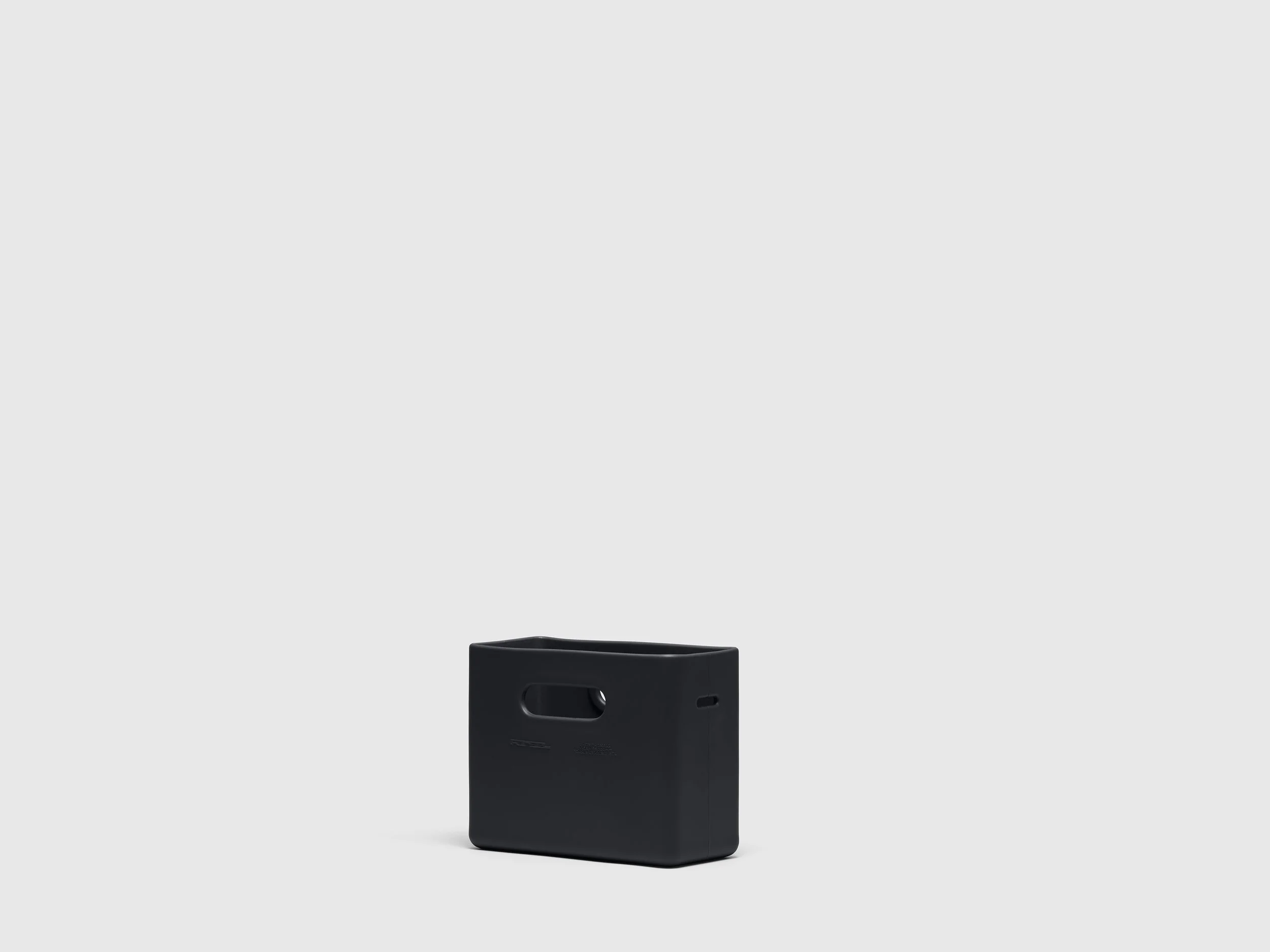 25039_small_Deep_3quarter_Box.jpg