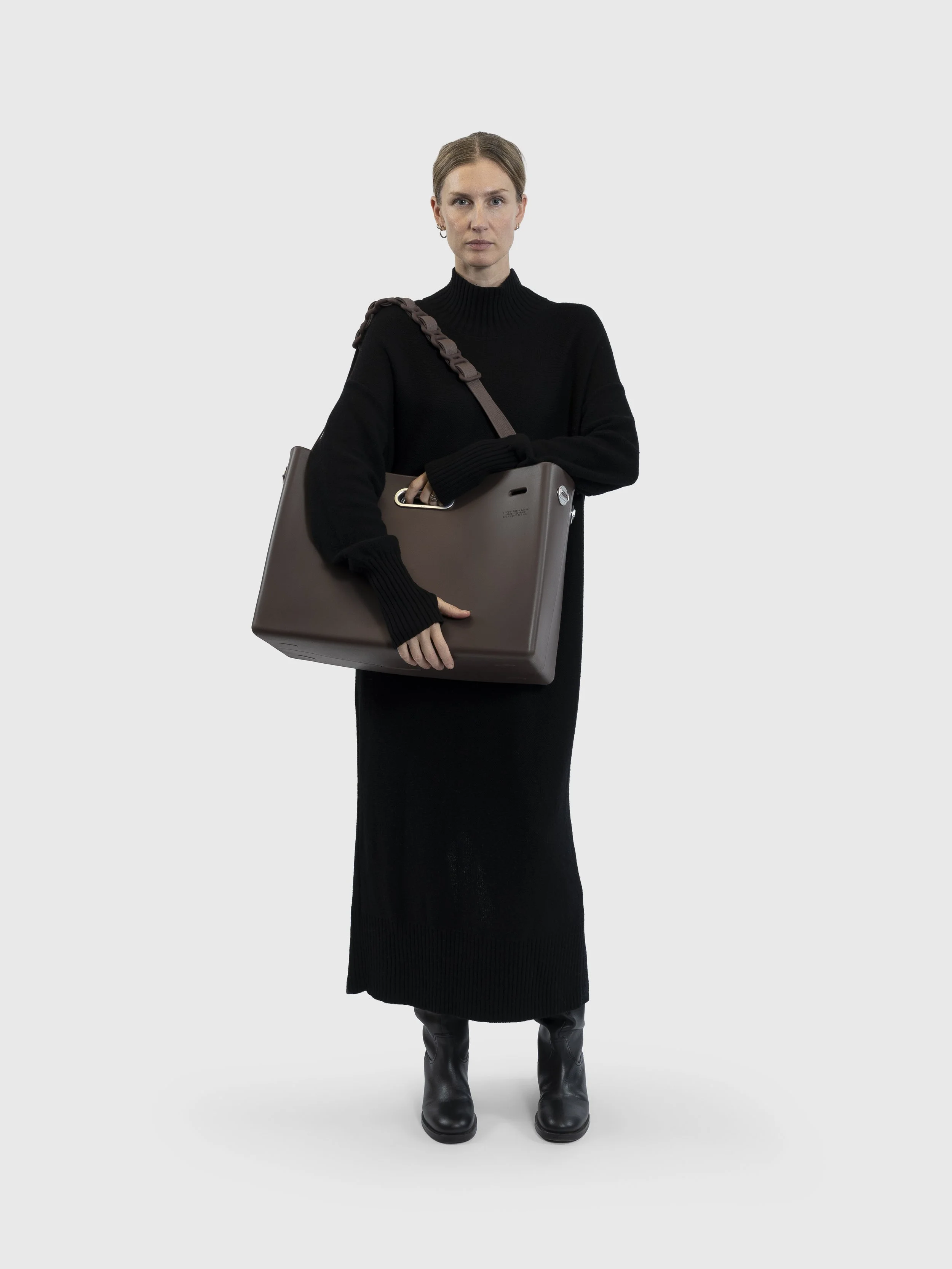 Parsel-On-Model-109.jpg