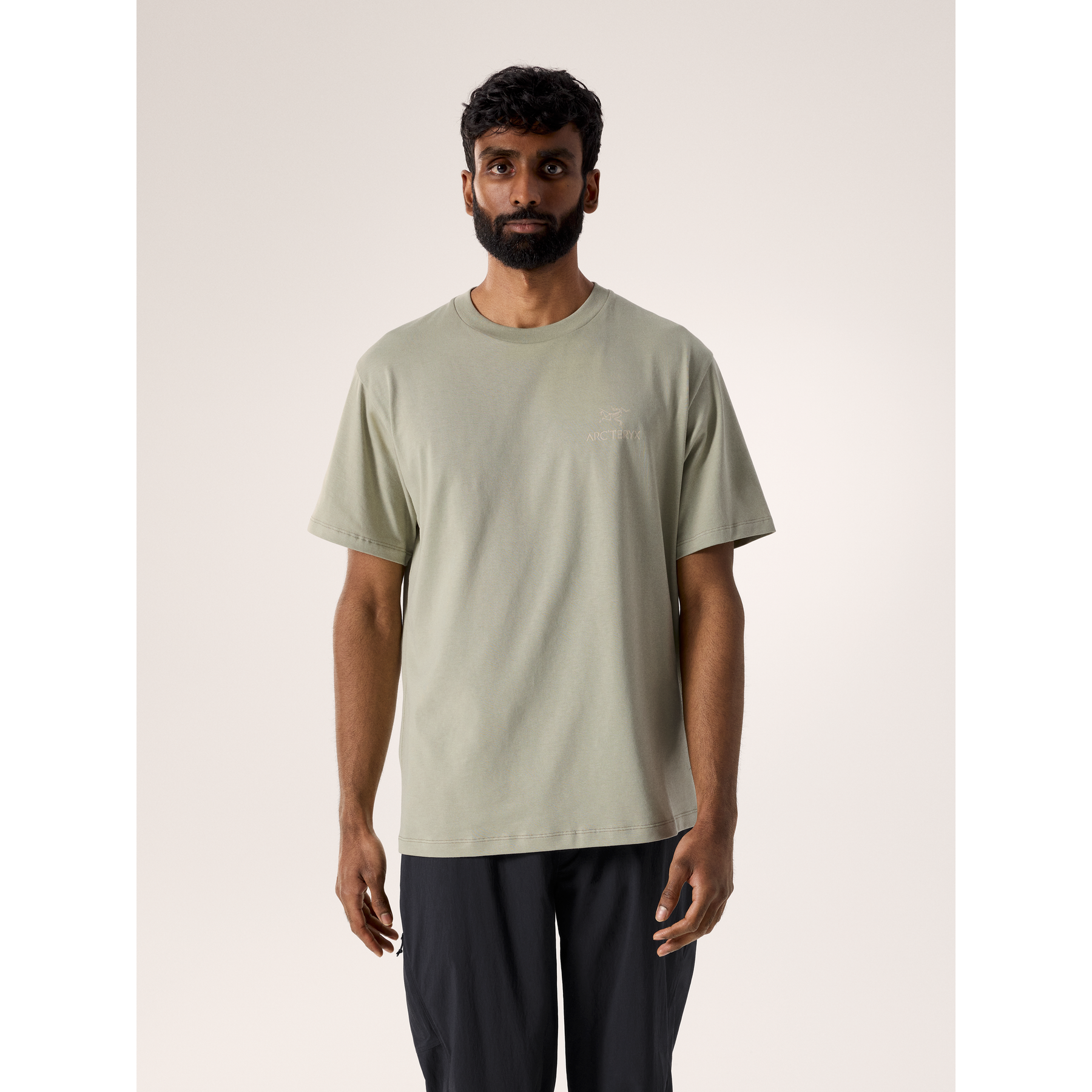 S26_X000010296_022852_KraggSLCottonCacodaemonShirtSS_Habitat-SeaSalt_Men_M_Front-View_Lowres.png