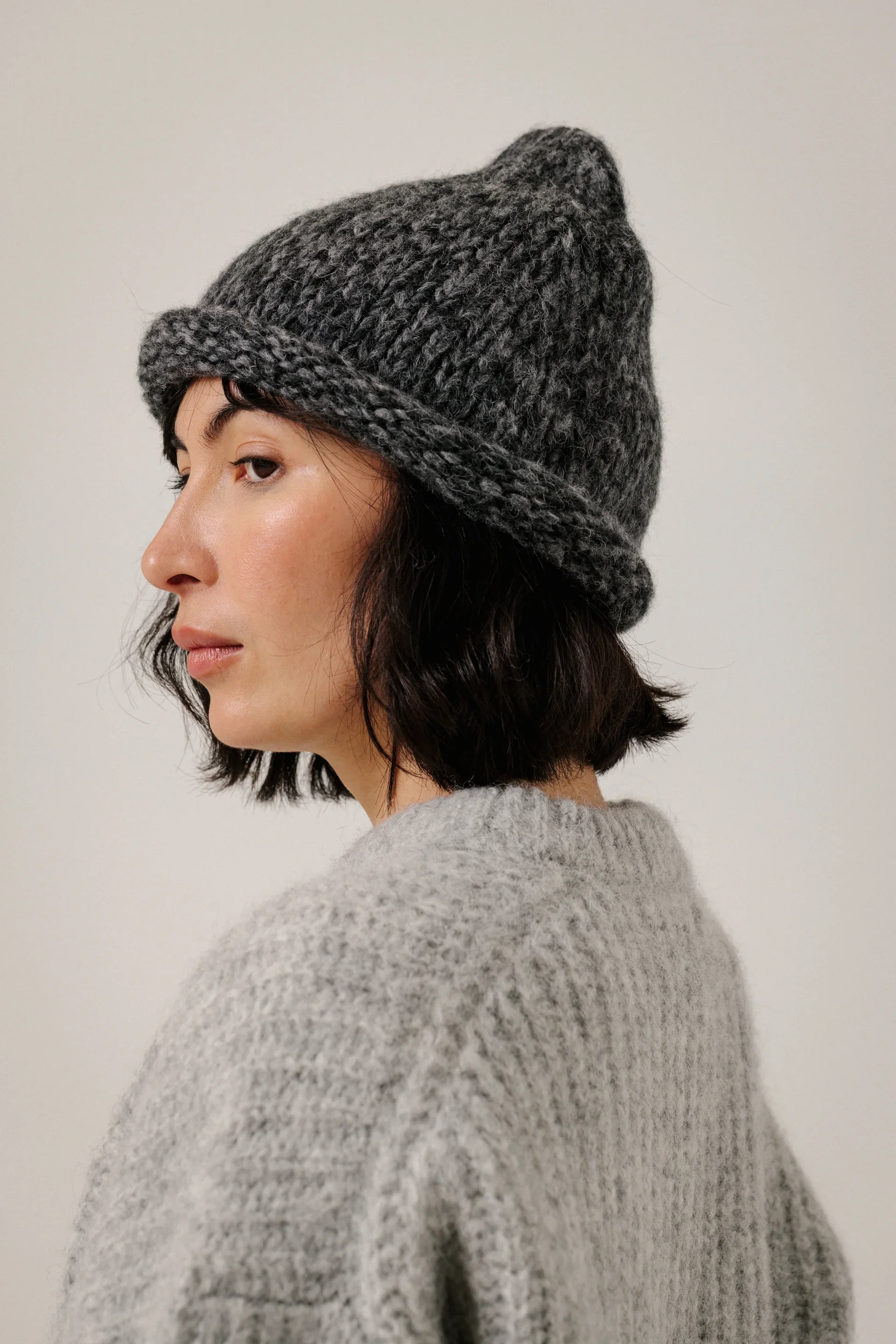 Bare-Knitwear-Baby-Alpaca-Roll-Hat-Charcoal-Marl-2.webp