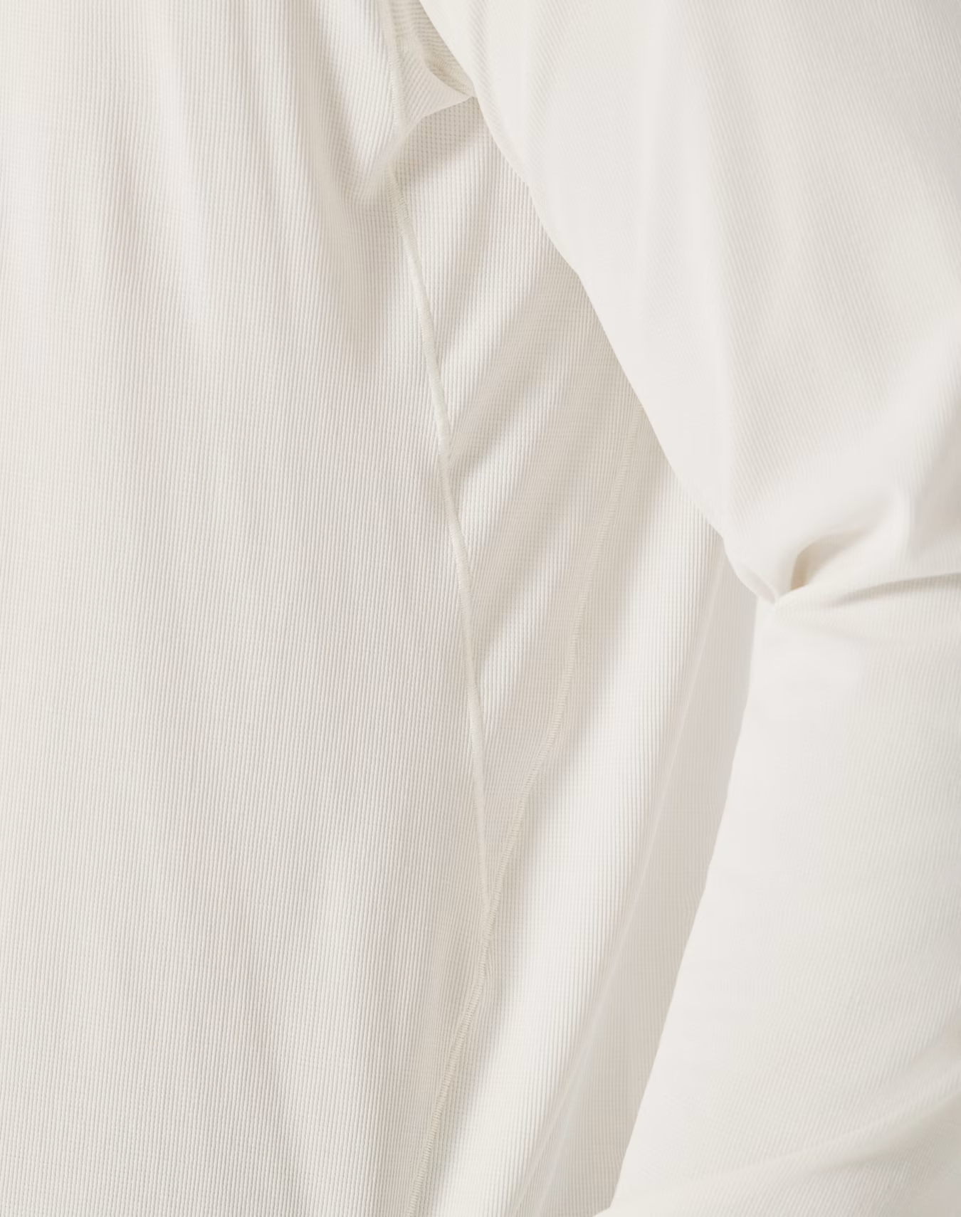 S26-X000010294-Cormac-Hoody-Arctic-Silk-Fabric-Detail.png