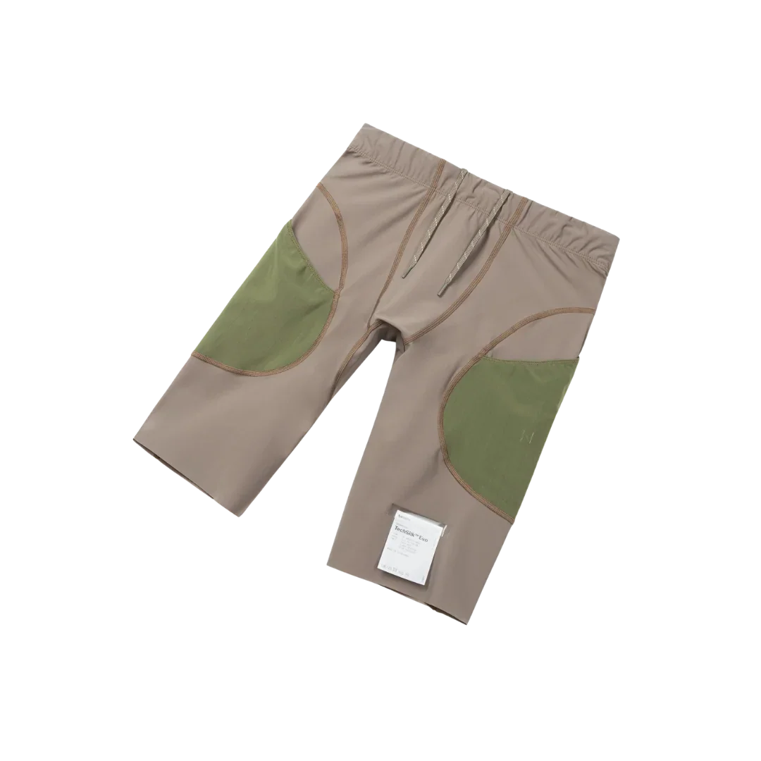 SatisfyRunningTechSilkEvo9CargoHalf-Tights-DarkNatural3.webp
