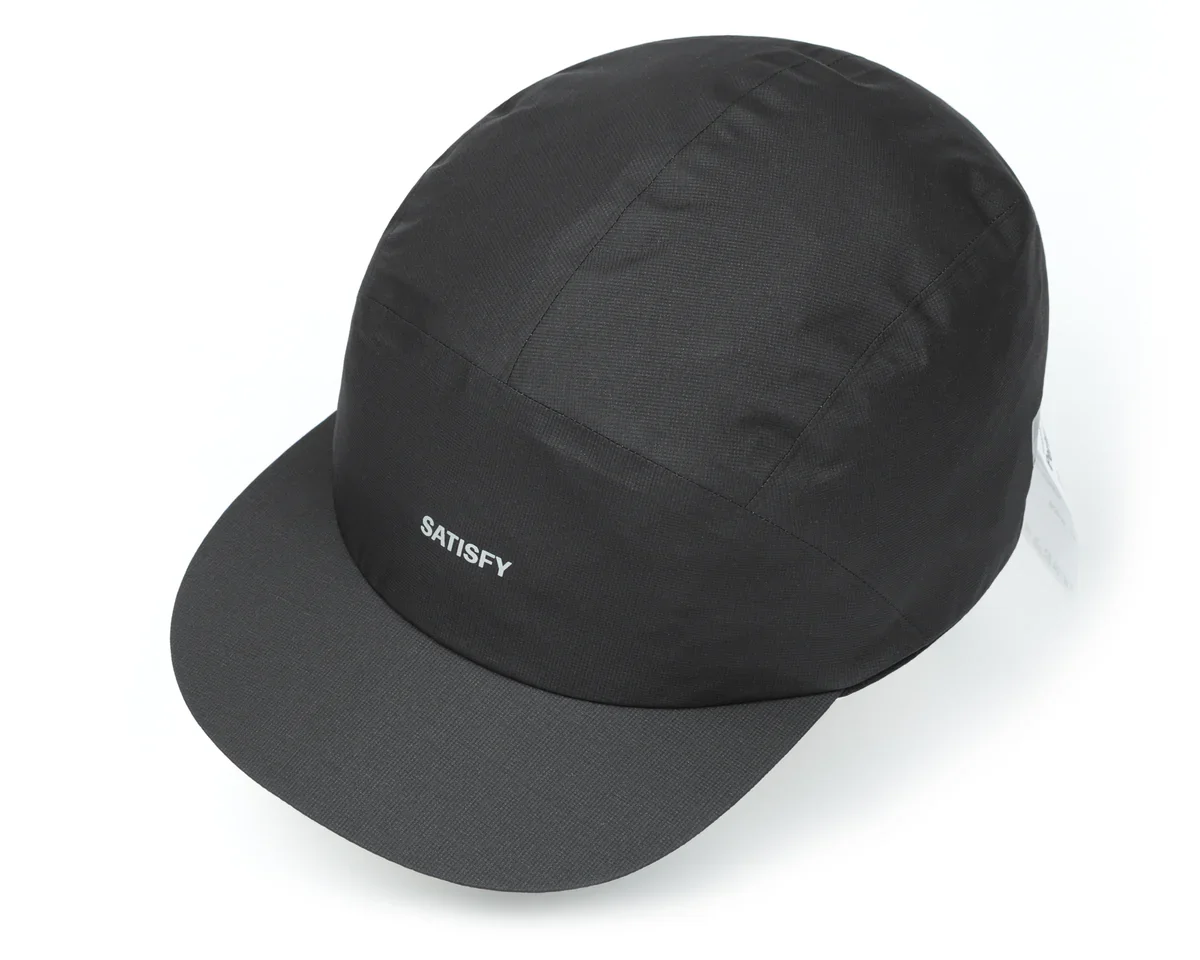 31012-00001_pertex-3-l-rain-cap_black_frontside.webp