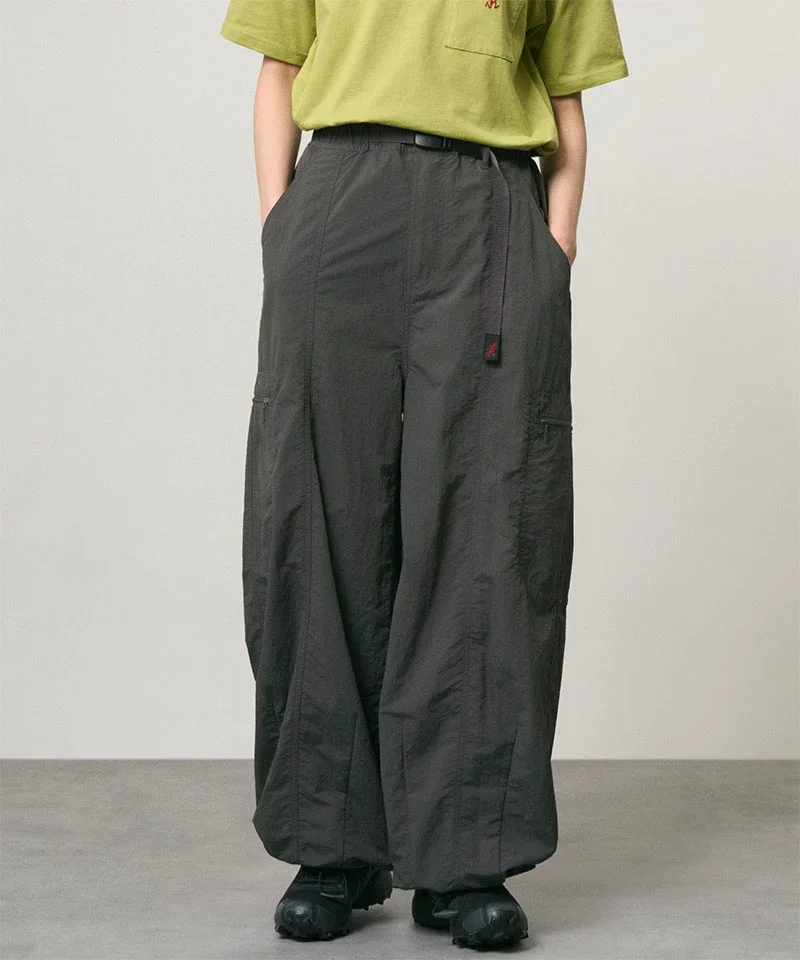 Gramicci-G5FW-P143_CARBON_fitting_W1.webp
