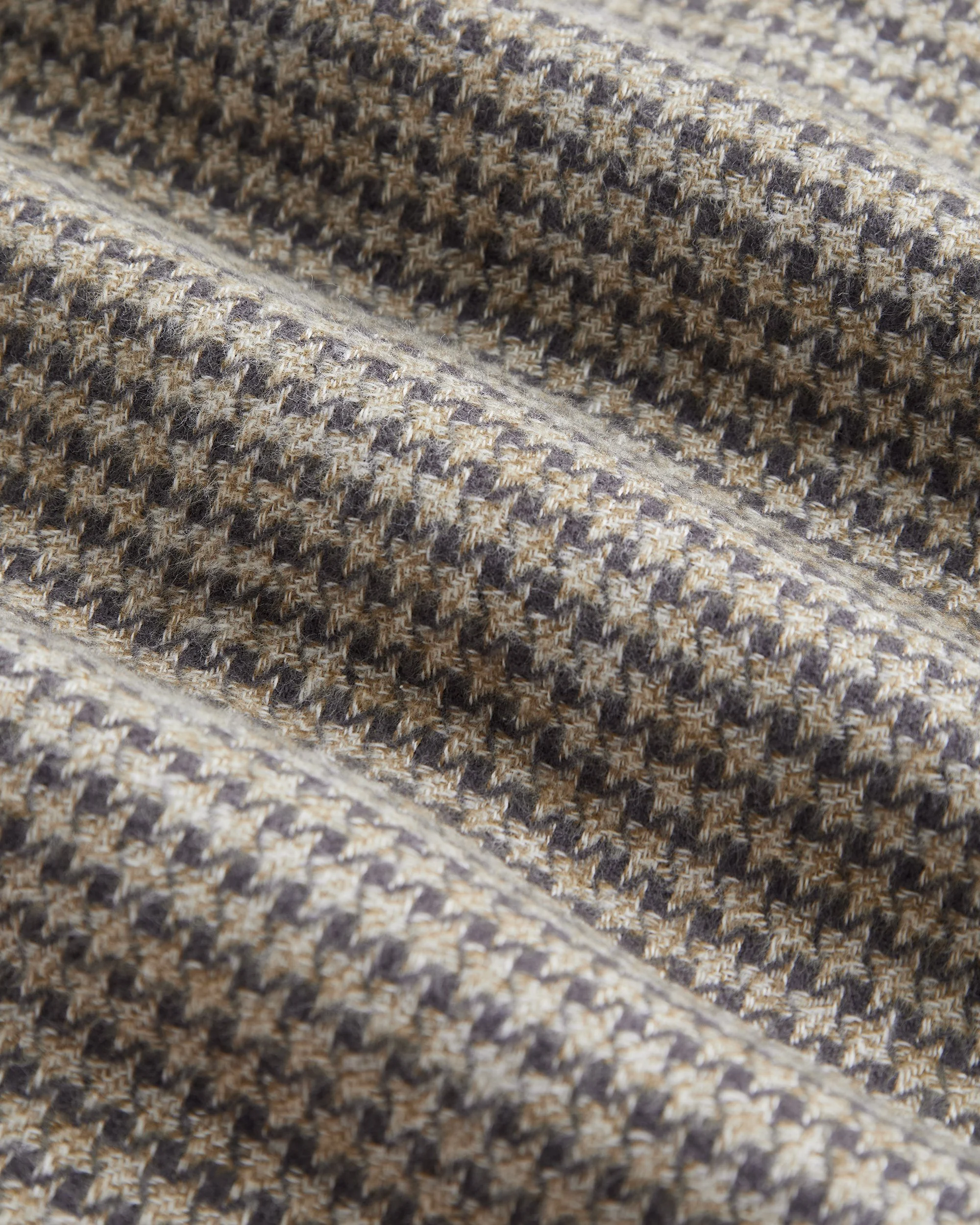 ABSTRACT PIED POULE - CHARCOAL_ZOOM_.JPG