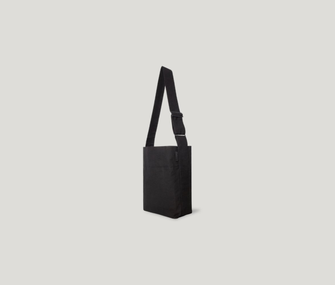 Crossbody Midi Bucket in Black