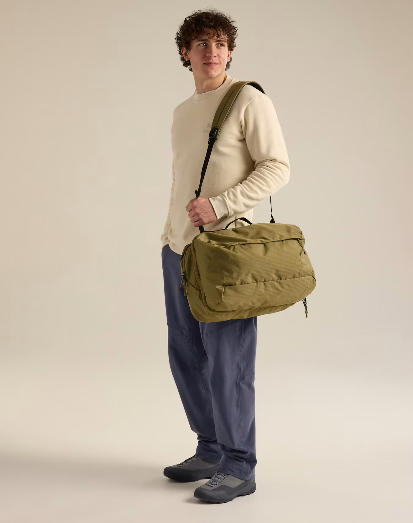 F26-X000010352-Index-40-Bouldering-Bag-Bracken-Hover.png