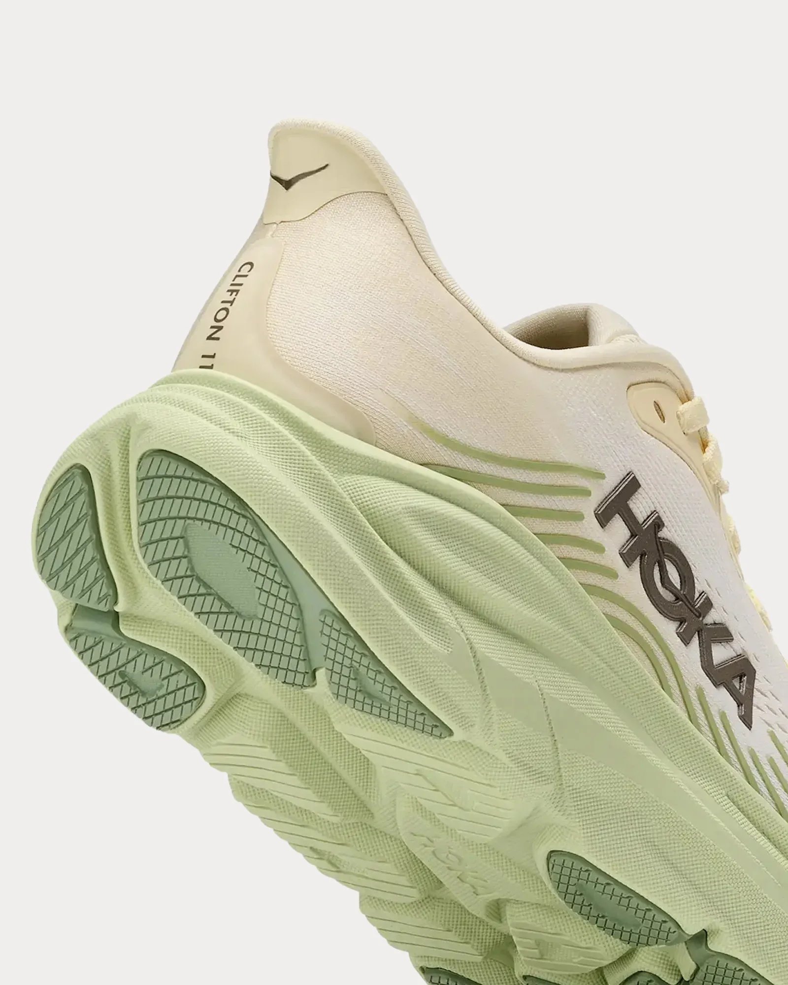 hoka-clifton-11-alabaster_morningdew-sneakers-6_1600x2000.webp