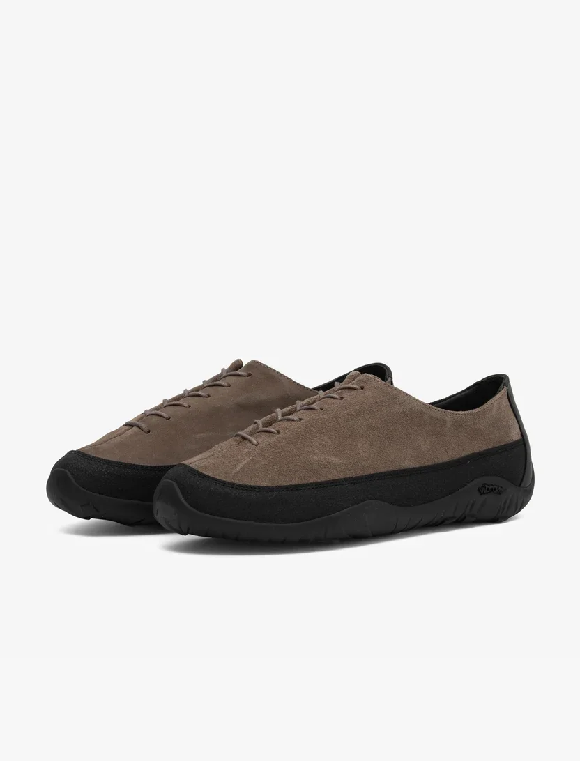 tarvas-wanderer-almond-2.webp