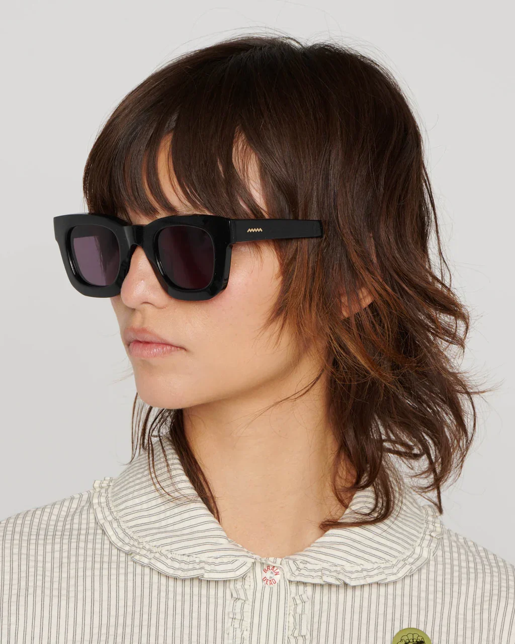 On_Model_Modern_Primitive_Eye_Protection_Elia_Black_Sparkle_2-optimized.webp