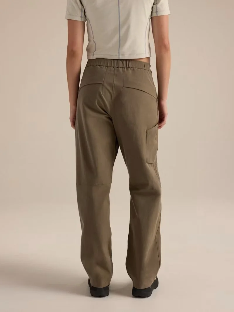 F26-X000009318-Clarkia-Cotton-Wide-Leg-Pant-Mongoose-Women-s-Back-View.jpg