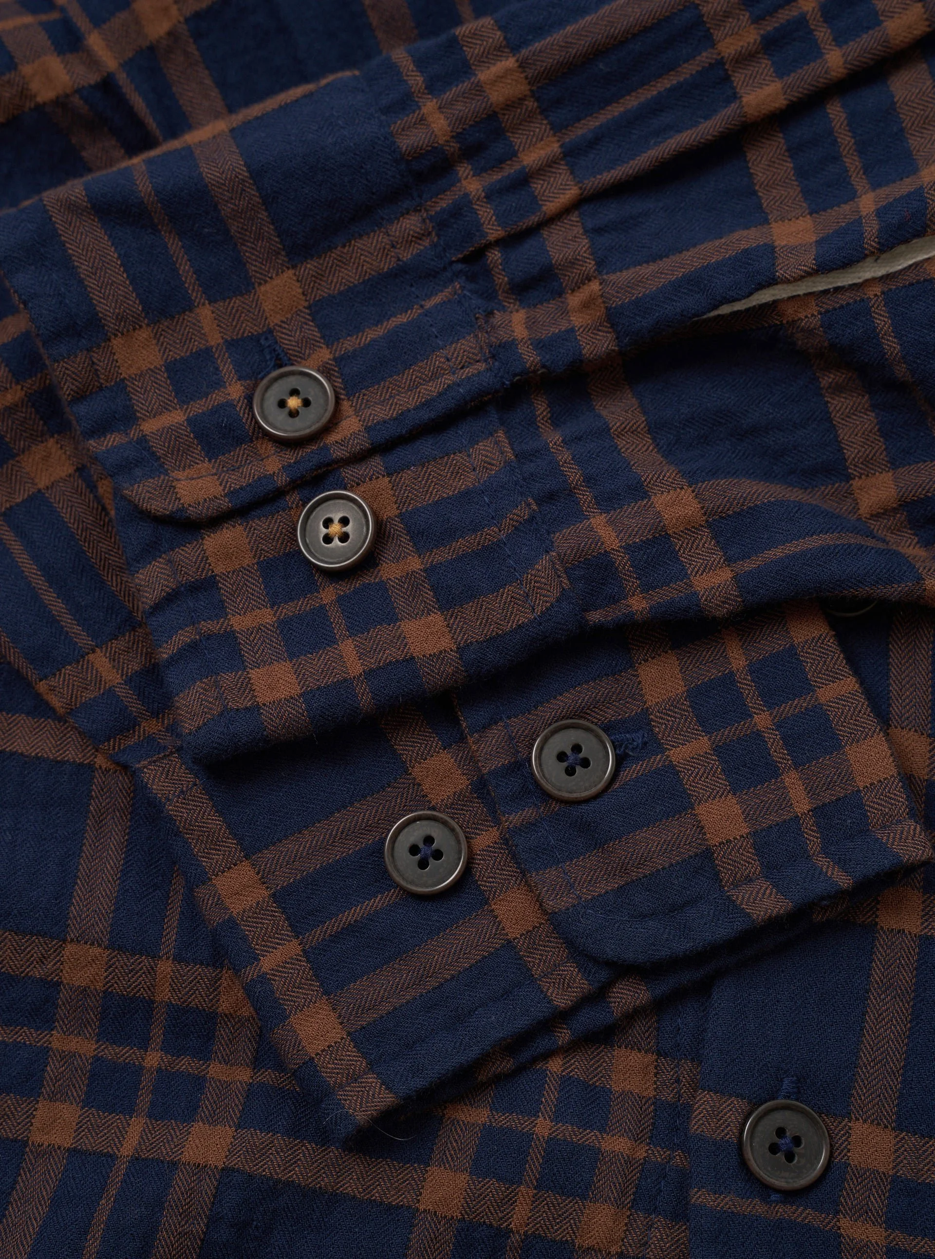 35147_young-check-navy-brown_3.jpg