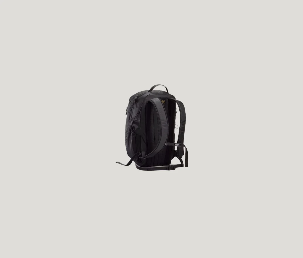mantis 26 black straps.jpg