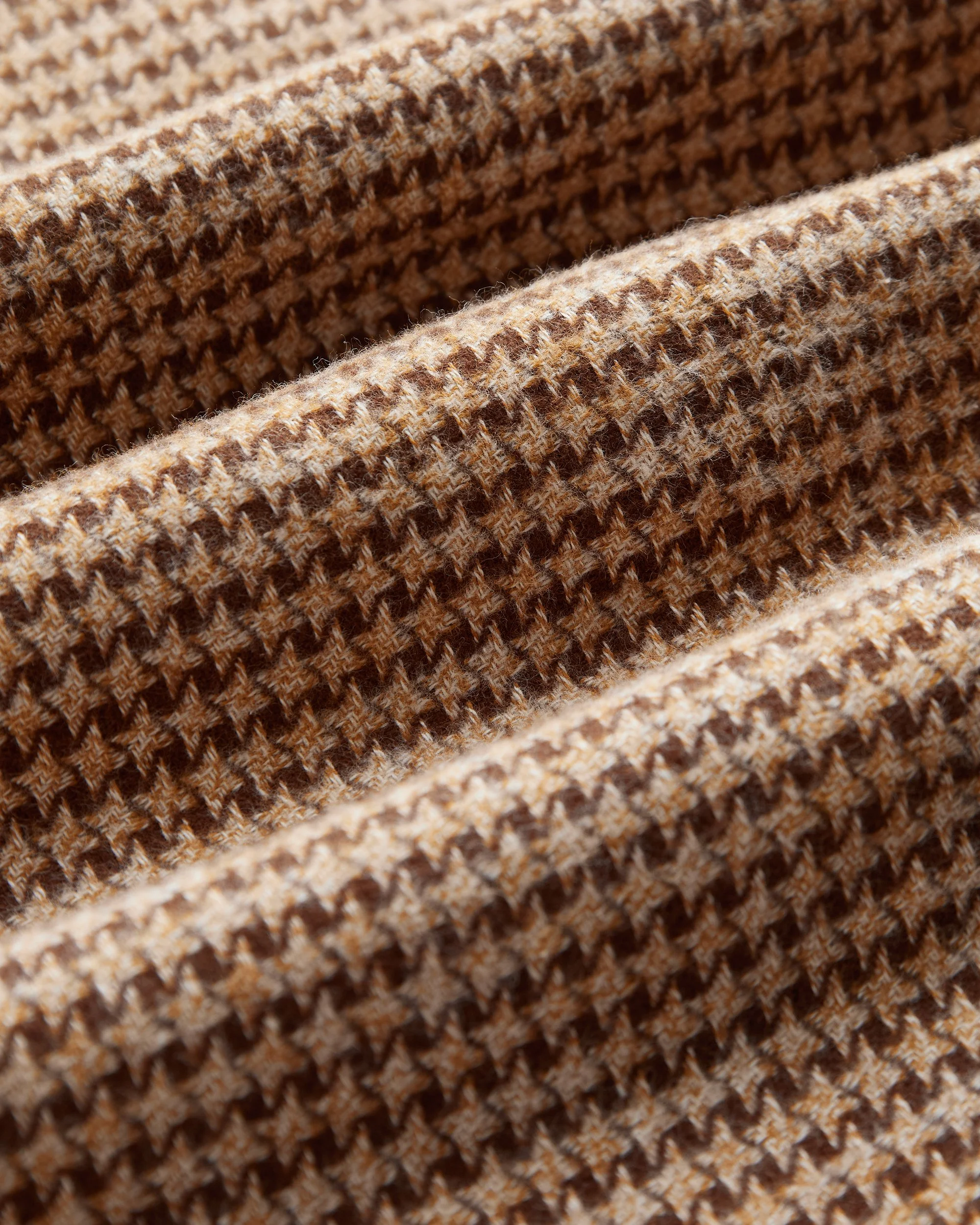 ABSTRACT PIED POULE - BROWN_ZOOM_.JPG