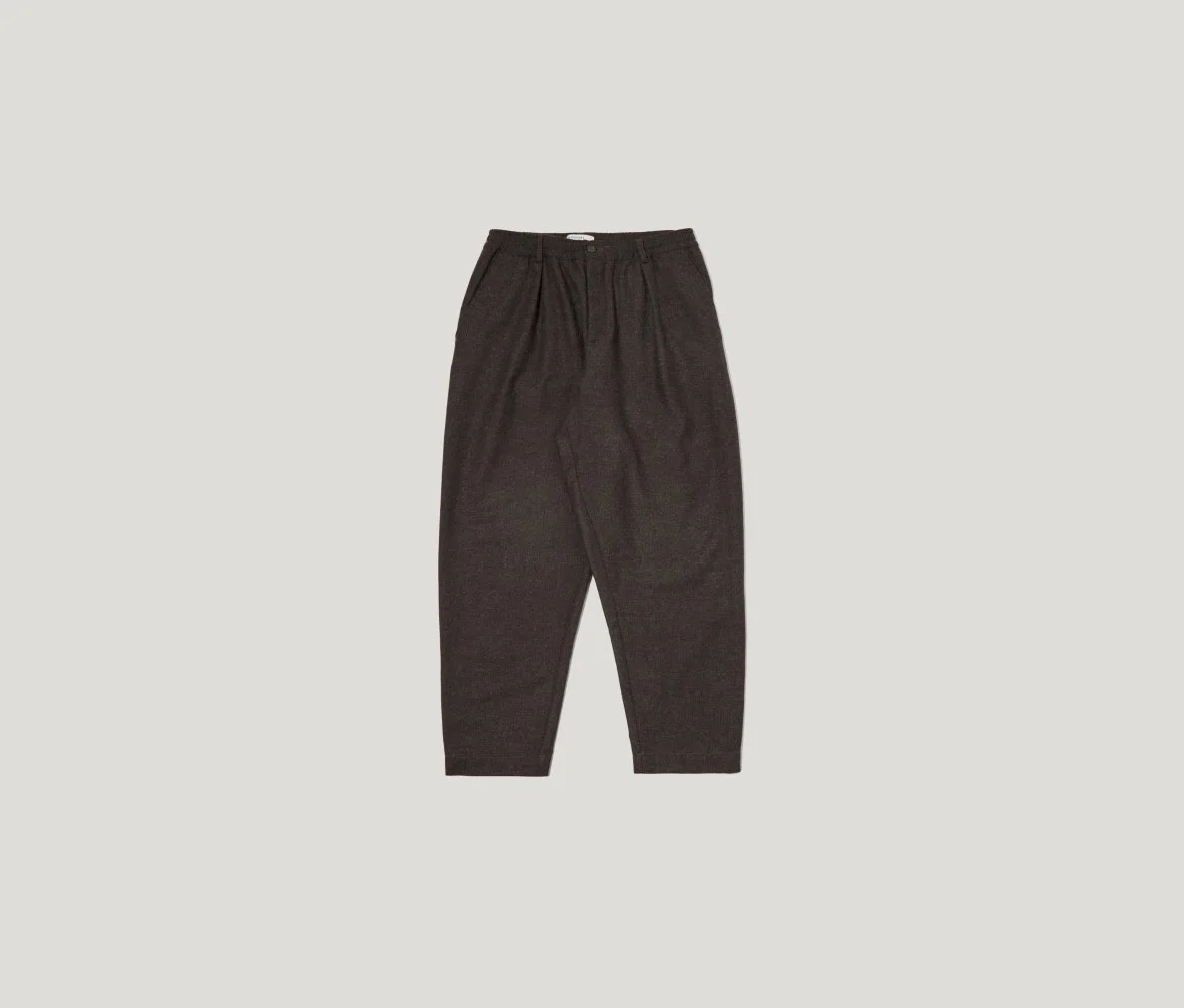 pleatedtrackpantittweeed.jpg