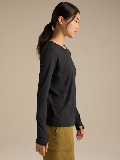 F26-X000010245-Sunna-Crew-Shirt-LS-Black-Women-s-Side-View 1.jpg