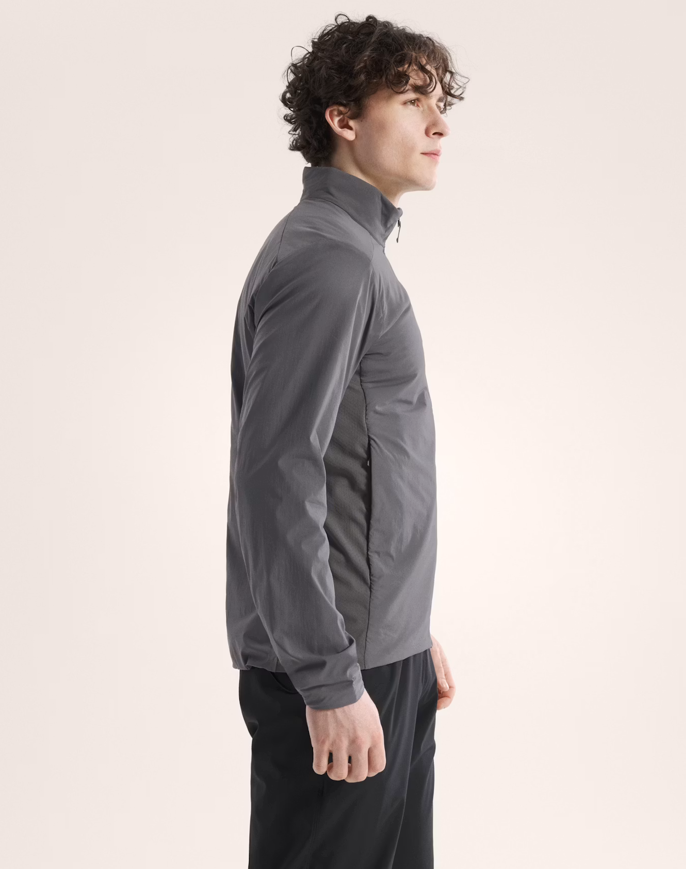 S26-X000010282-Atom-SL-Jacket-Cloud-Side-View.png