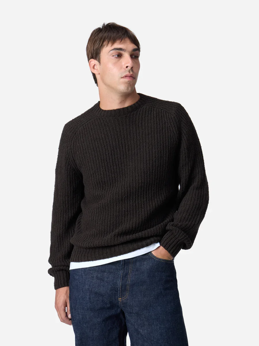 3S-01JAN25-FW25-COTTON-CREWNECK-BOUCLE-CHESTNUT-FRONT_CROPPED_ONBODY_900x.webp