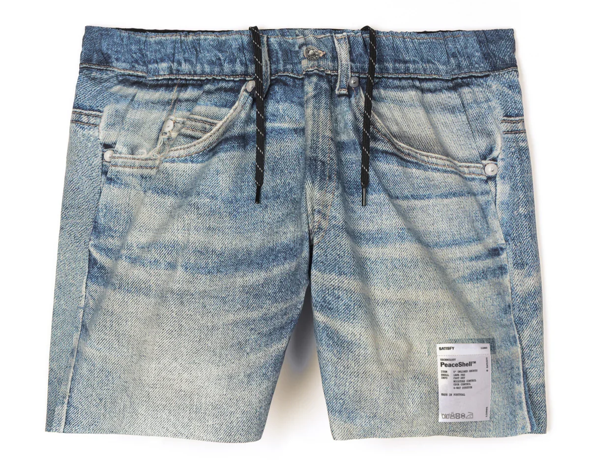 12008-DDE_peaceshell-5-unlined-shorts_digital-denim_front_0a801c65-157b-4fcc-835d-e08d77d7be88.webp