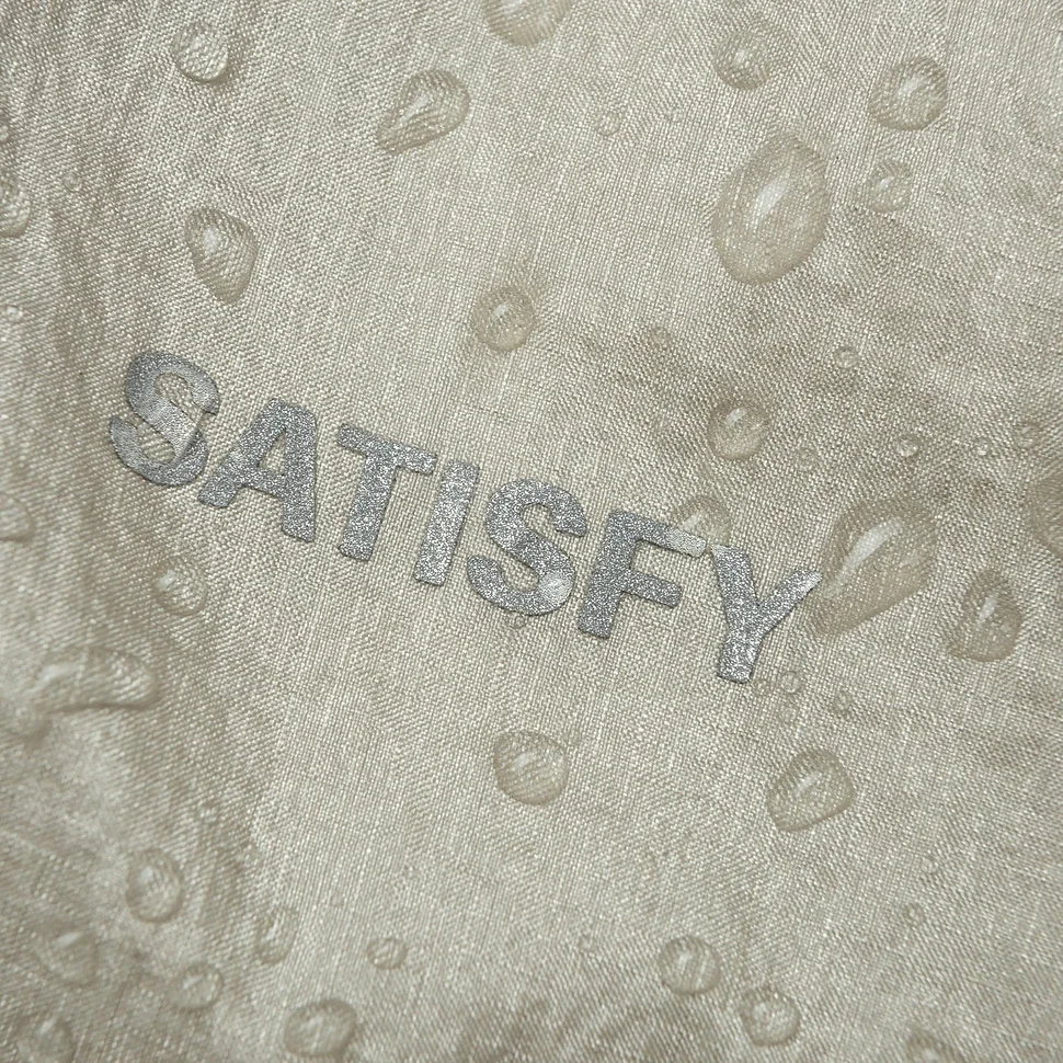 10-satisfy-pertex-diamond-fuse-windbreaker-moonstruck-sa.webp