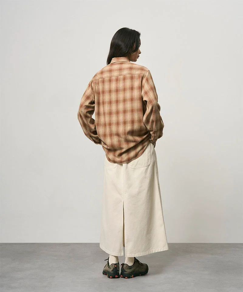 Gramicci-G6FW-SK078_GREIGE_womens-skirt_W3.webp