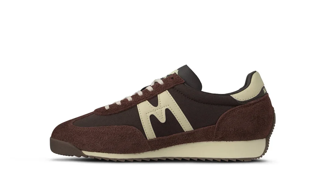 KARHU-Mestari-76-Marron-Cloud-Cream-F805108-3_7953c869-b978-4e14-ab68-096a78f6a53e_1070x.webp