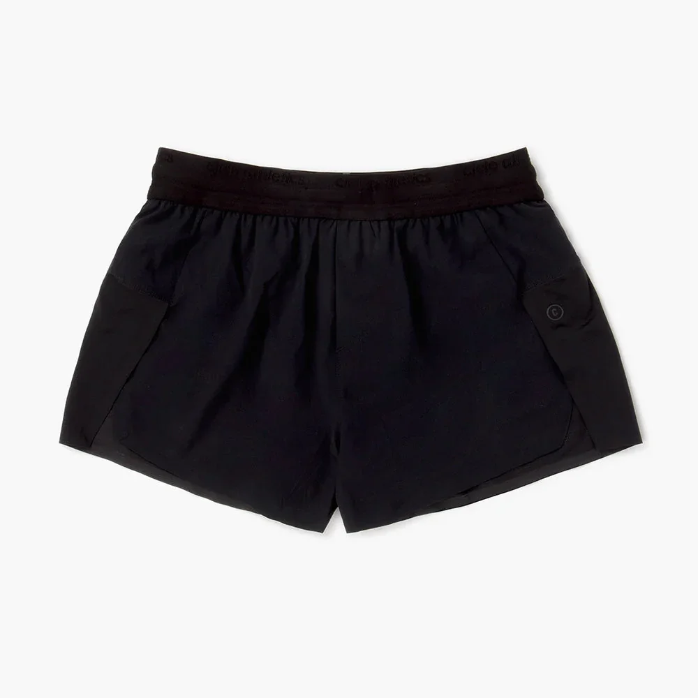 M-1-SH-0247-BK002_M-ICNShort3_brief-Shadowcast_D1_2026_FRNTL.webp