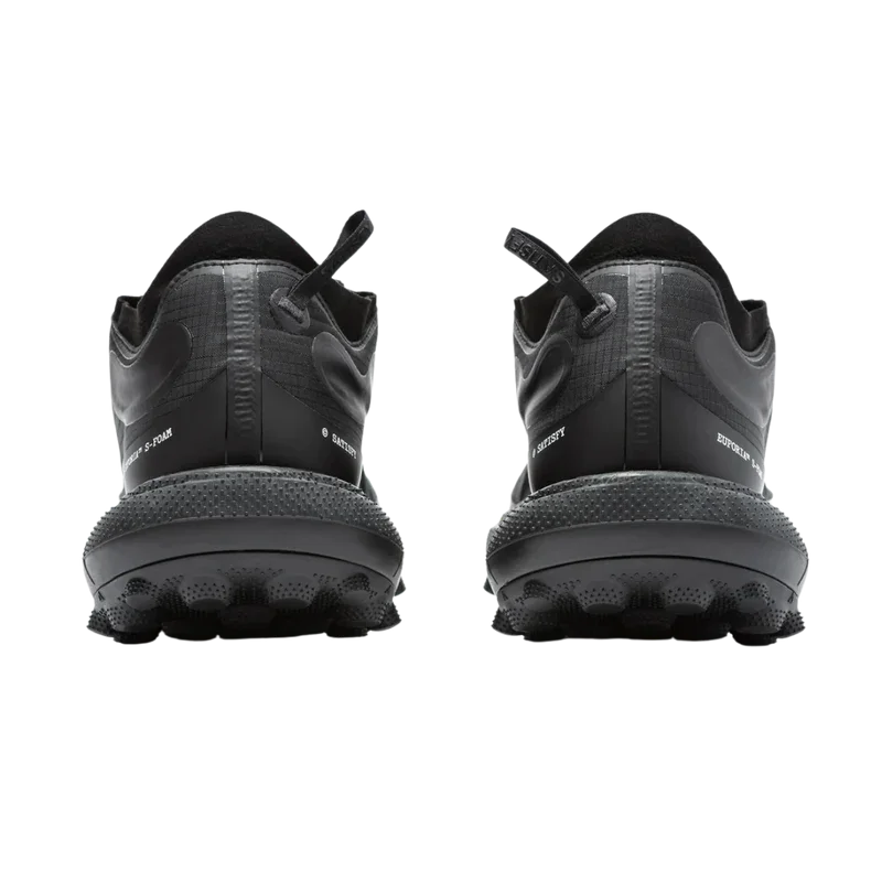 TheROCKER-JetBlack2_800x.webp