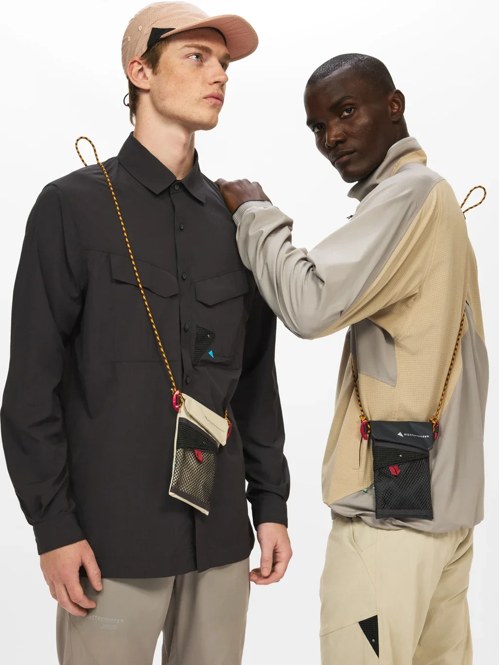 1386_hs_asph5PgFdte2LMFT9JZHA_10604_Hrid_WP_Lanyard_Pocket_Raven_051-full.webp