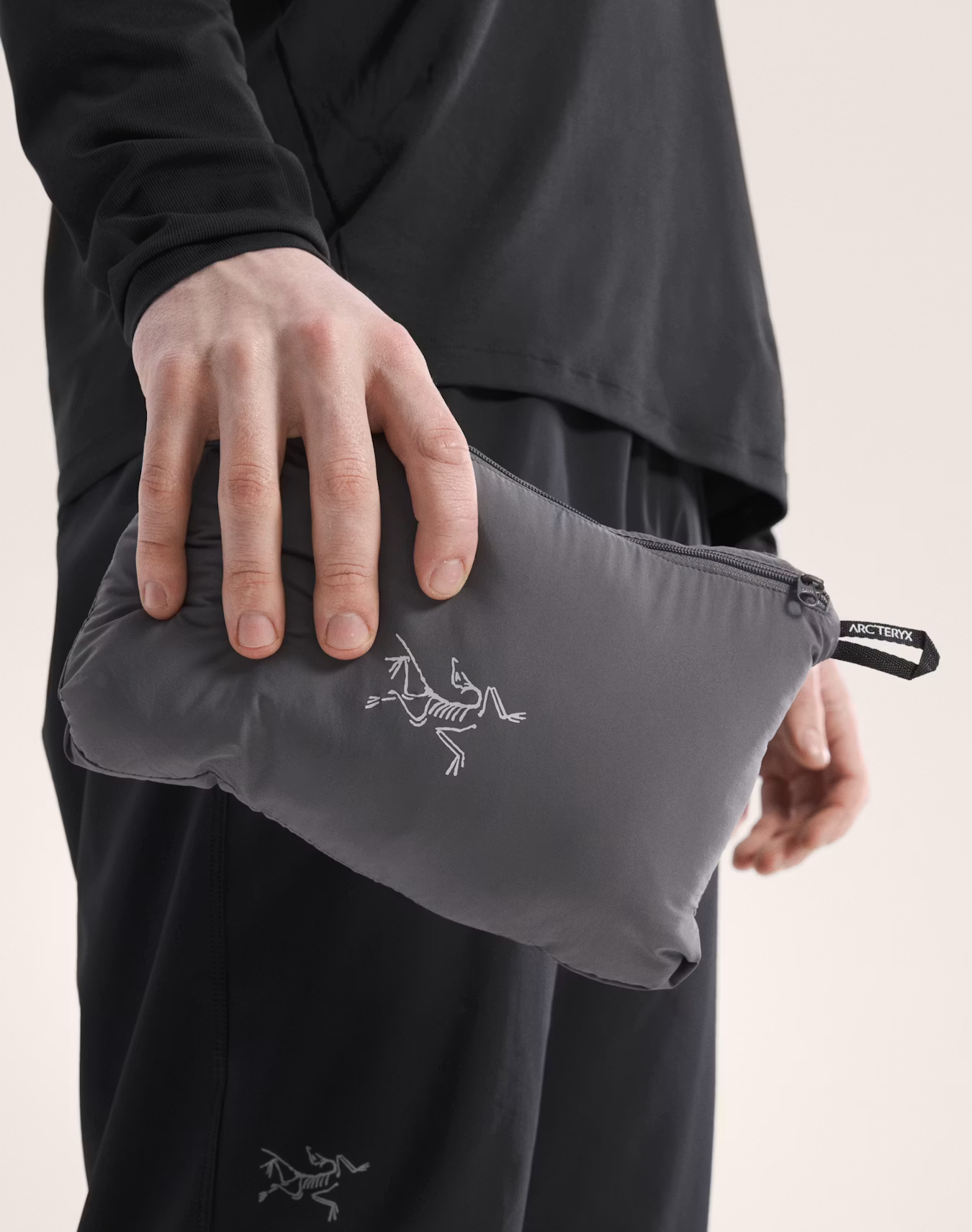 S26-X000010282-Atom-SL-Jacket-Cloud-Packed.png