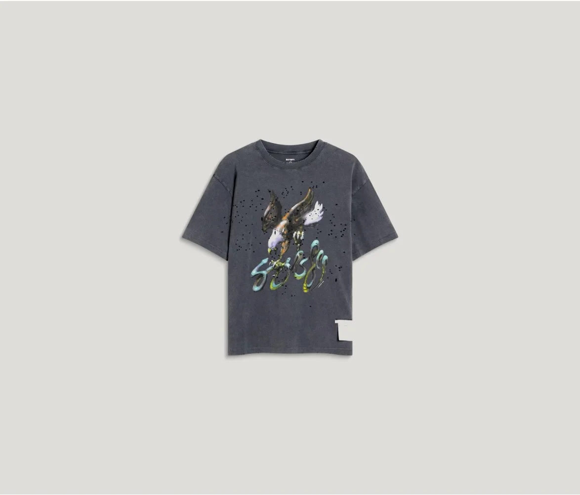 MothTech™ Tee in Eagle/Aged Black