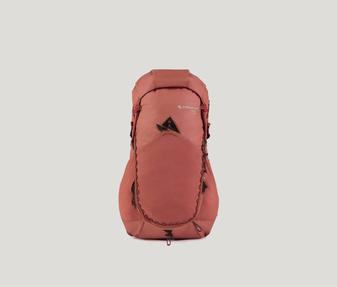 Gungne Backpack 43L in Ash Red
