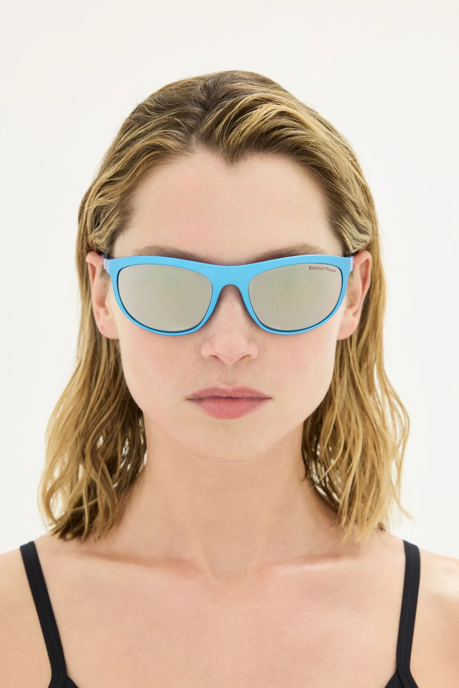 260113_RvM_DISTRICT_VISION_FW26_EYEWEAR_050_WEB.webp
