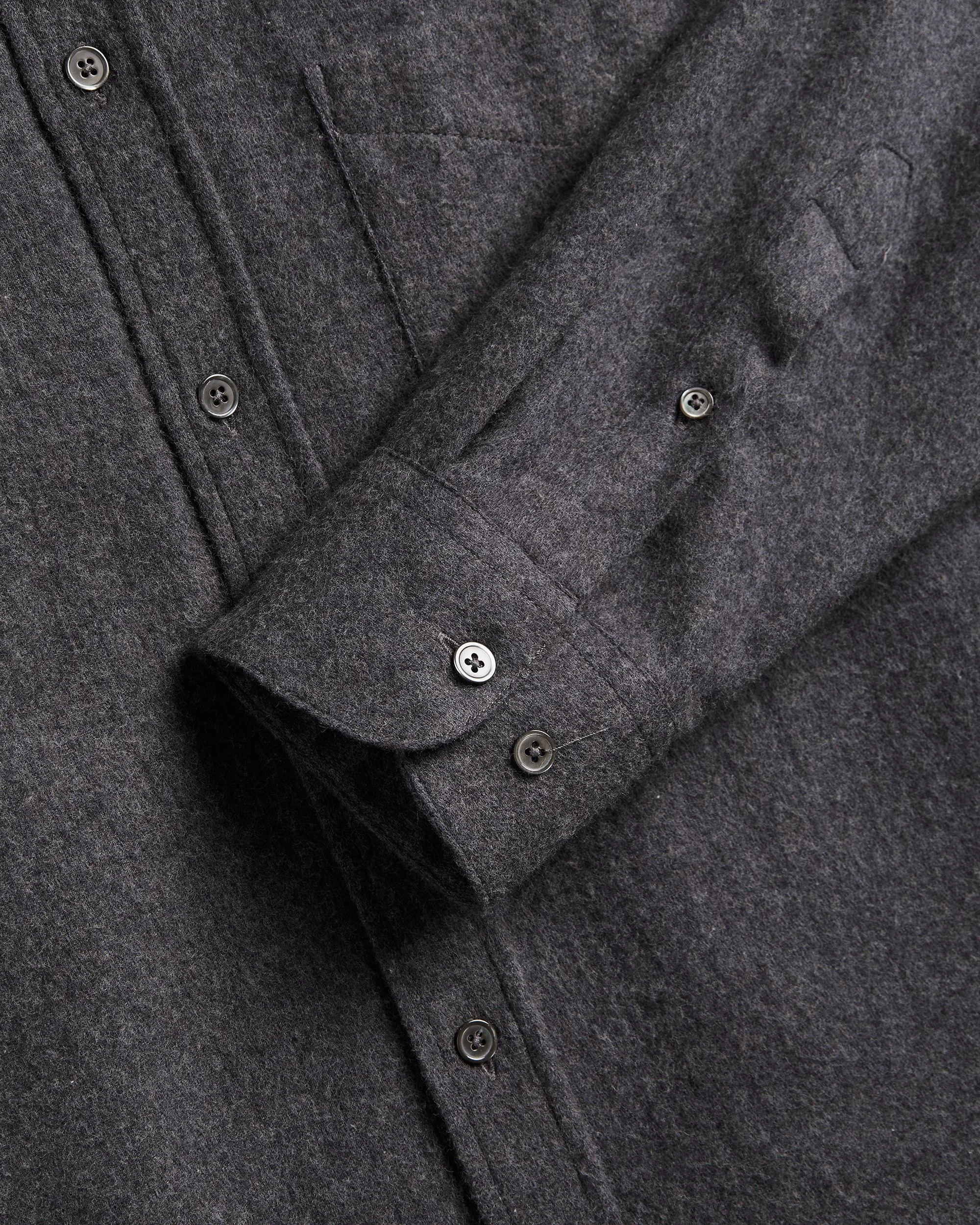 Suavis_Grey_004.jpg