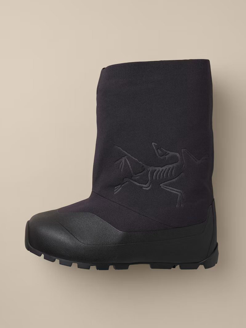 F26-X000010507-Postour-Boot-Black-Black-Profile 2.png