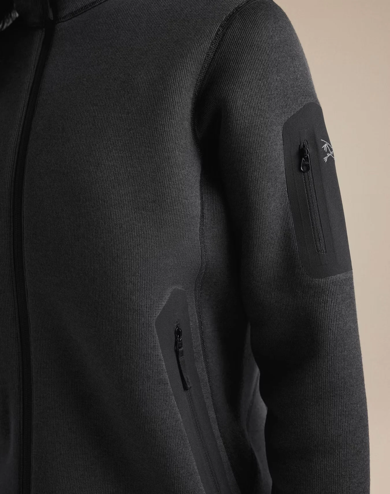 F26-X000010735-Covert-Cardigan-Black-Heather-Women-s-Fabric-Detail.jpg