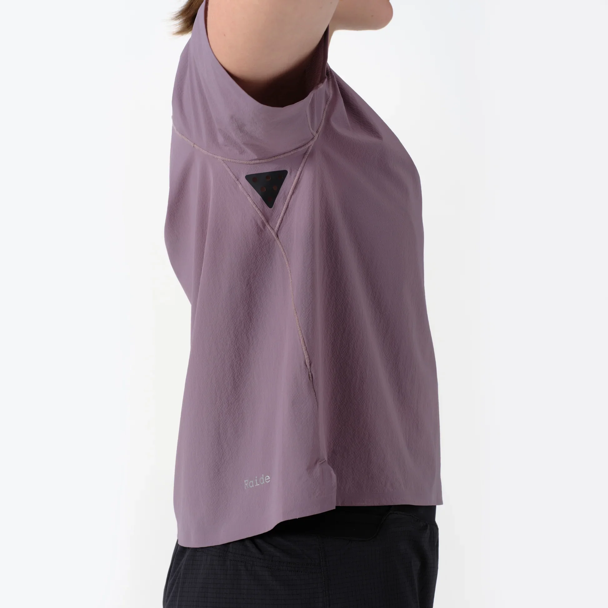 RacetechTee_W_Dusk_3189.webp