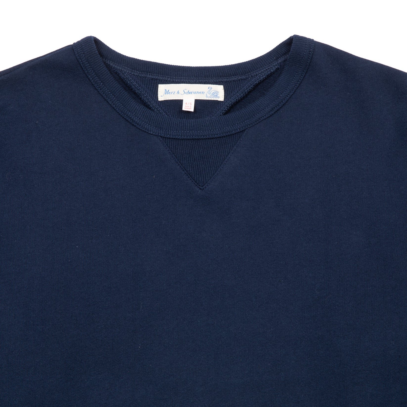 Merz_b_Schwannen_Sweatshirt_Ink_2.jpg