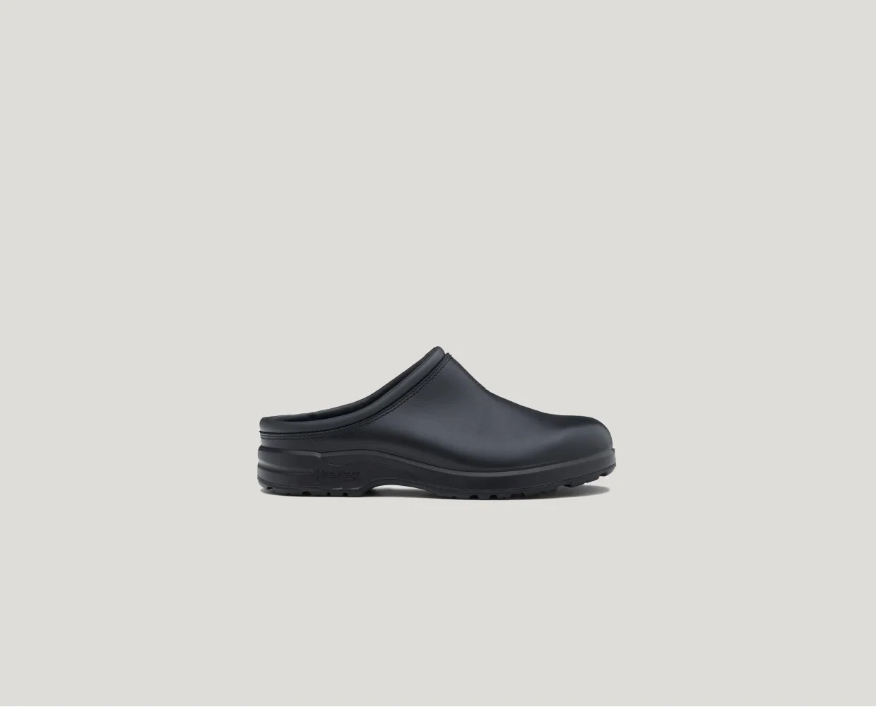 All-Terrain 2381 Service Clog in Black