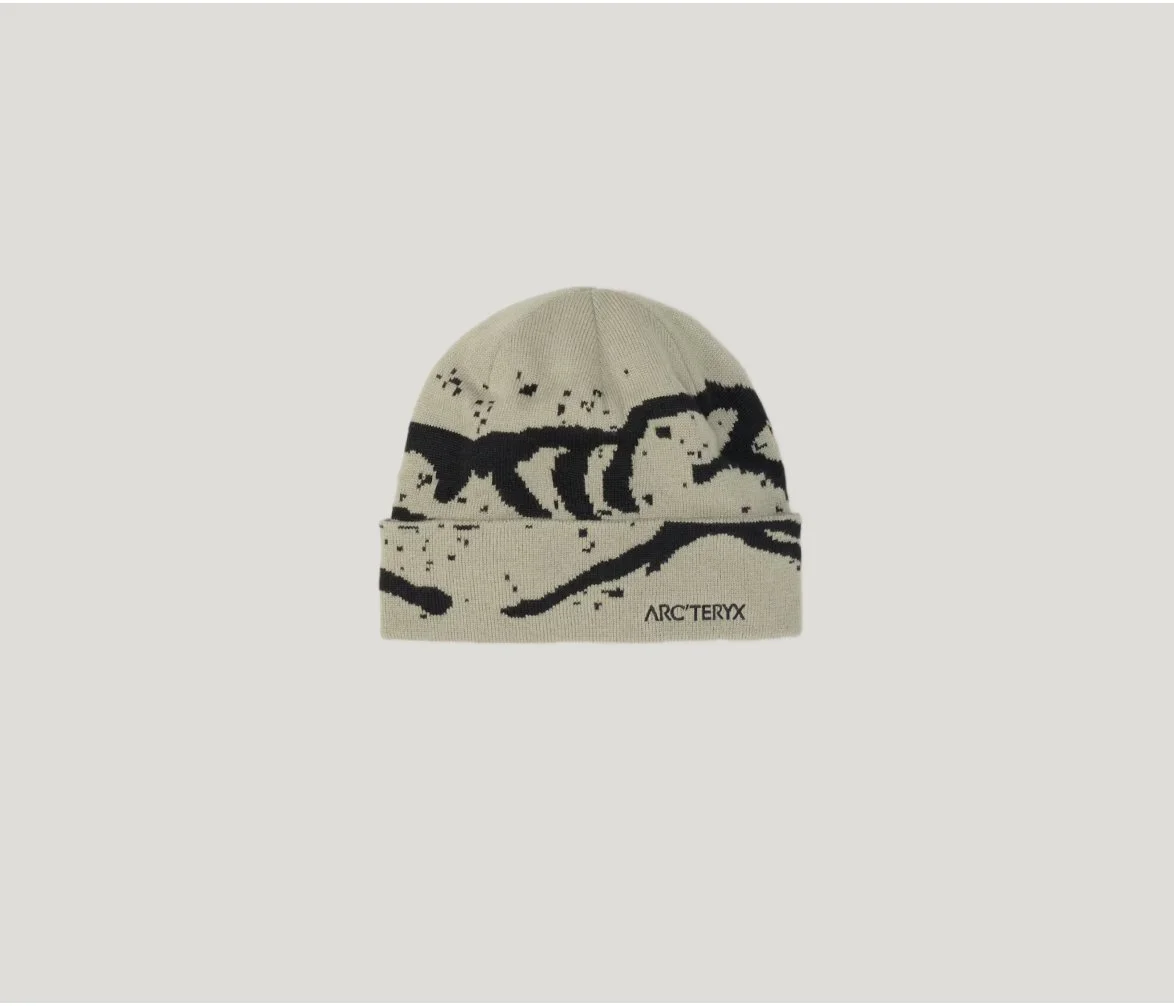 Grotto Toque in Habitat/Black