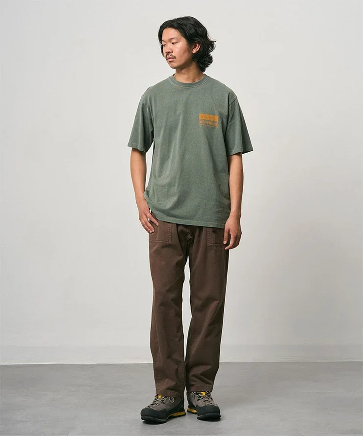 Gramicci-G114-OGT_BROWNPIGMENT_fitting_M2.webp