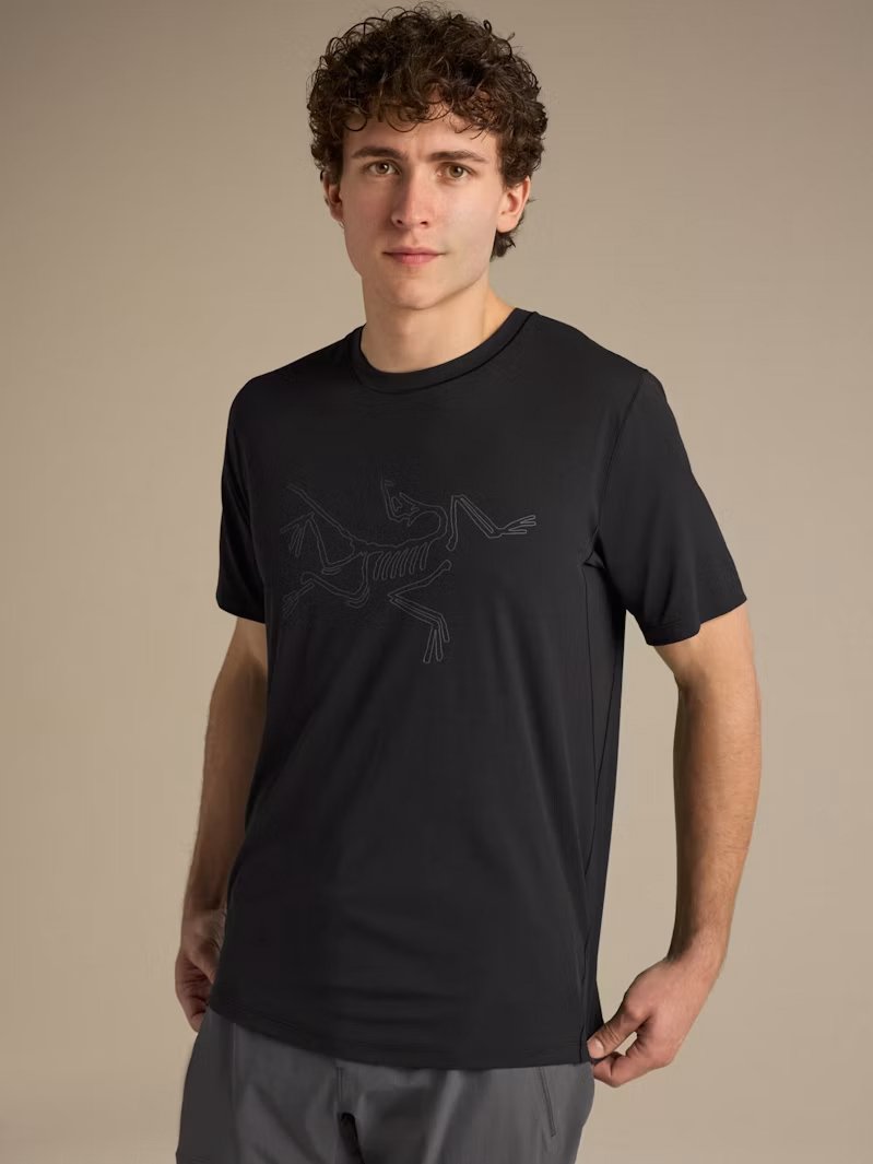 F26-X000010293-Cormac-Logo-Shirt-SS-Black-Hover.jpg