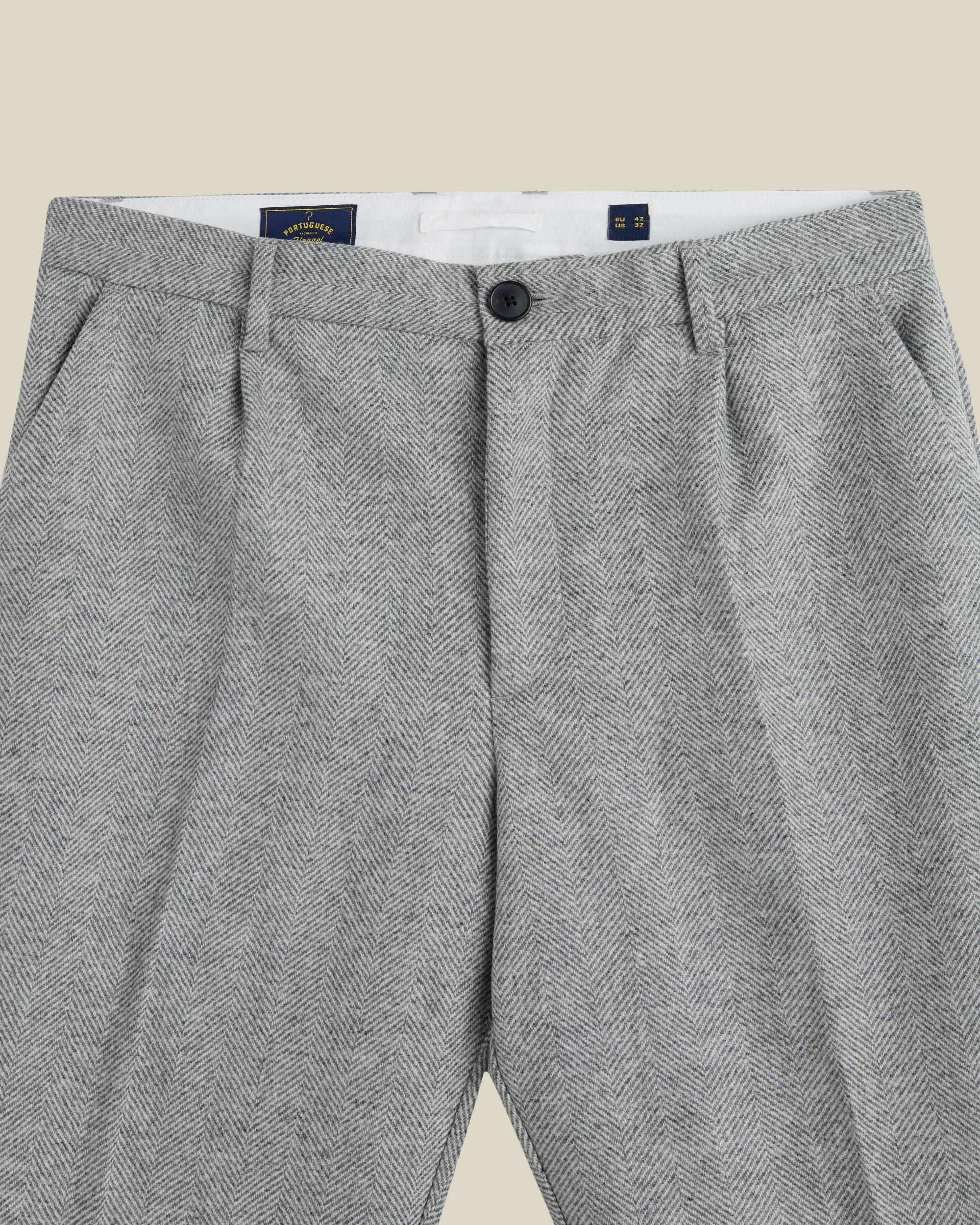 HERRINGBONE SINGLE PLEAT TROUSERS - LIGHT GREY 0002.jpg