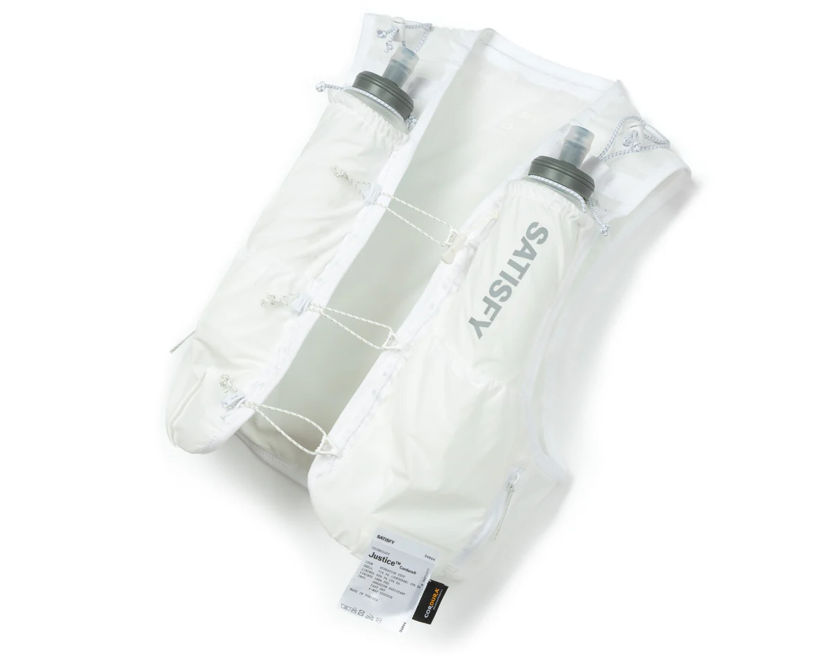 34044-11101-justice-cordura-hydration-vest-5-l-off-white-frontside-new_1.png