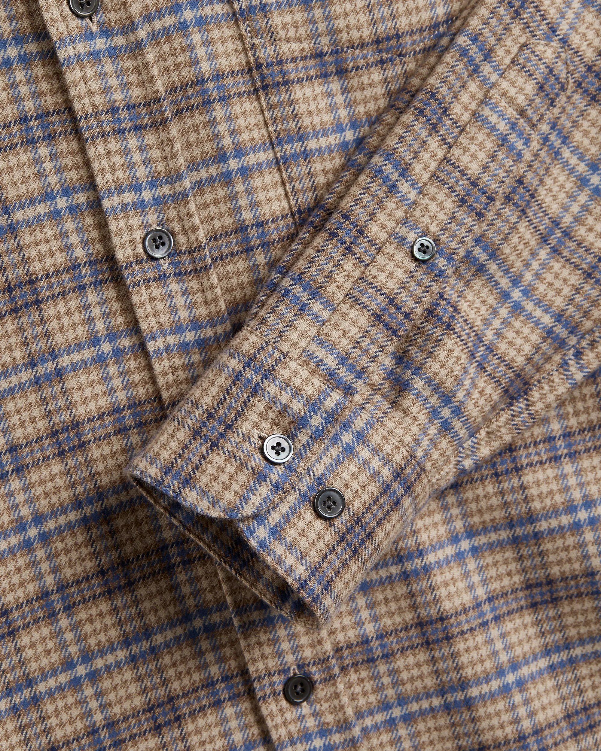 Cedar_Brown_Blue_018.jpg