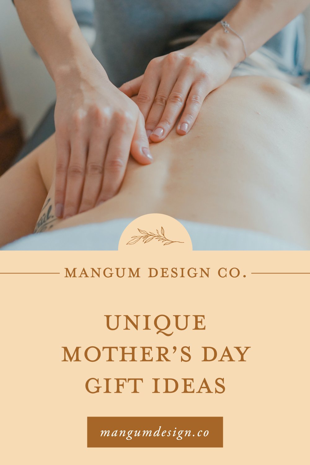  Check out this Mother’s Day Gift Guide if you need gift ideas for Mother’s Day. #mangumdesignco #mothersdaygiftguide #mothersday #giftidea #sentimentalgifts #customgiftideas #customillustrations #personalizedjewelry 