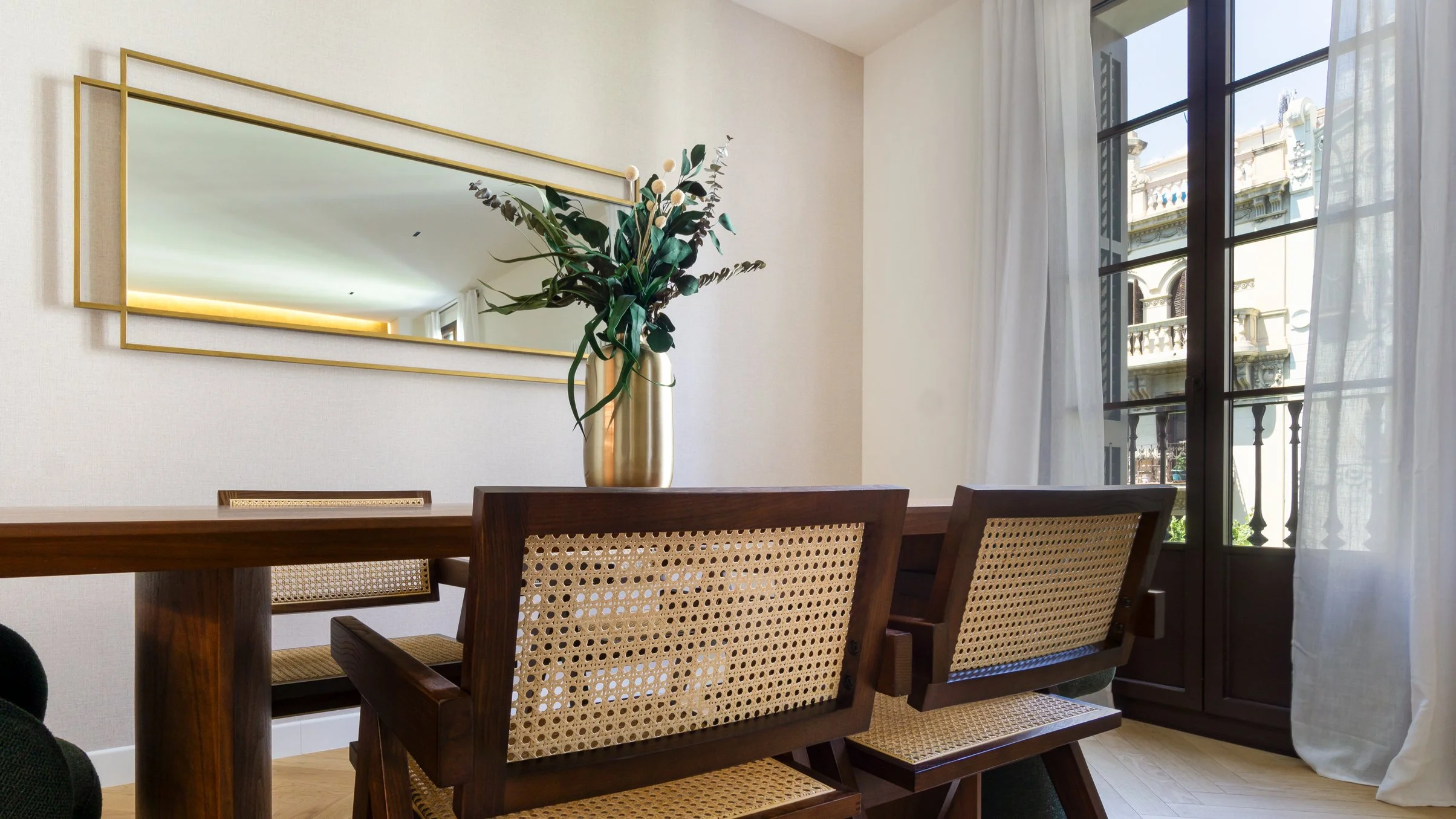 Paris194-Decoracion-Comedor-Detalle-Ratan.jpg