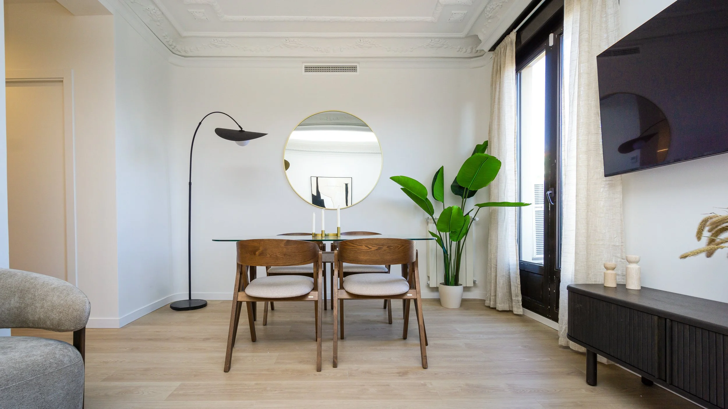 Santa Engracia-Reforma-Integral-Interiorismo-Salon-Comedor.jpg
