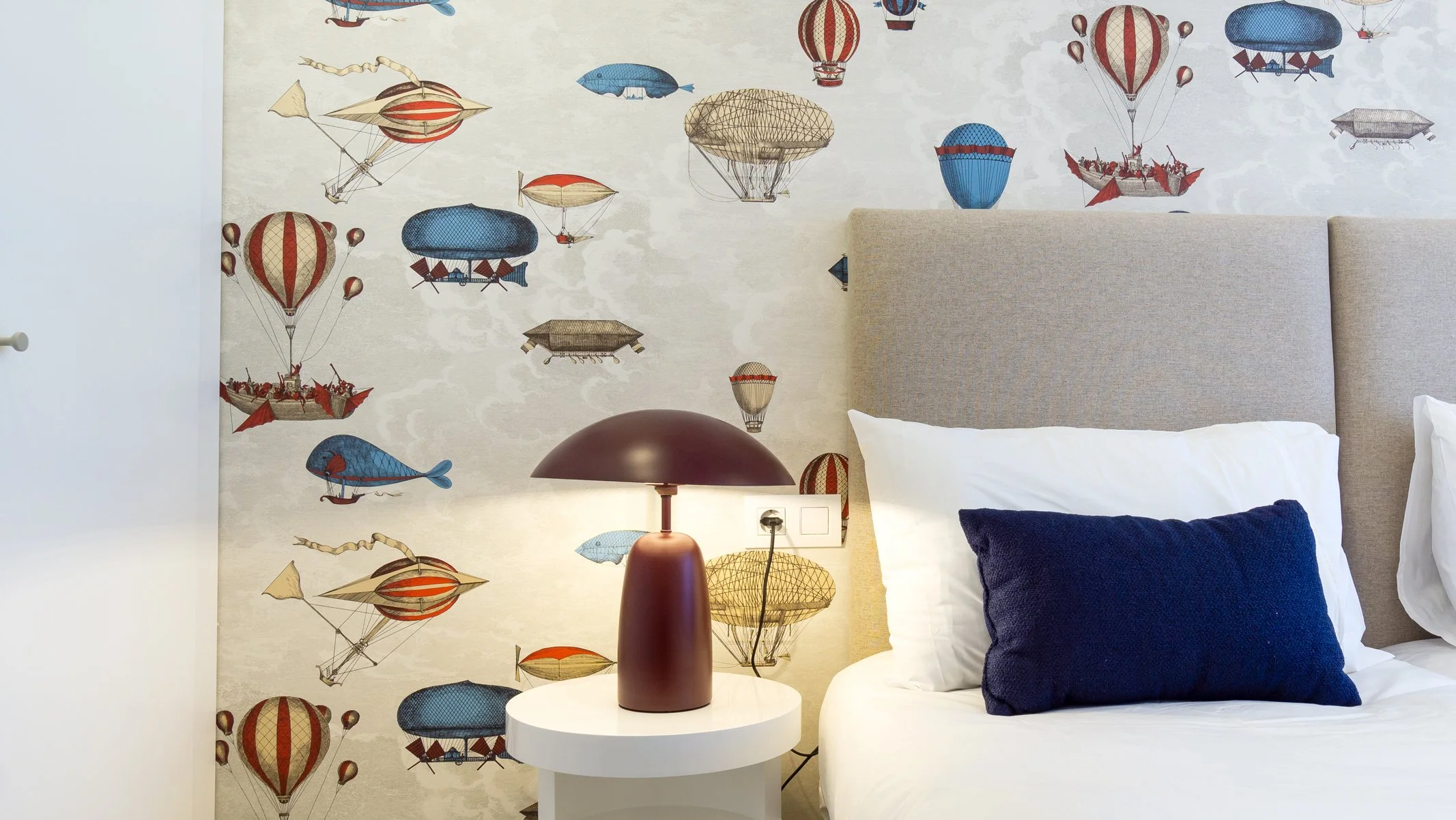 DiagonalMar-Deco-GuestBedroom-Wallpaper.jpg