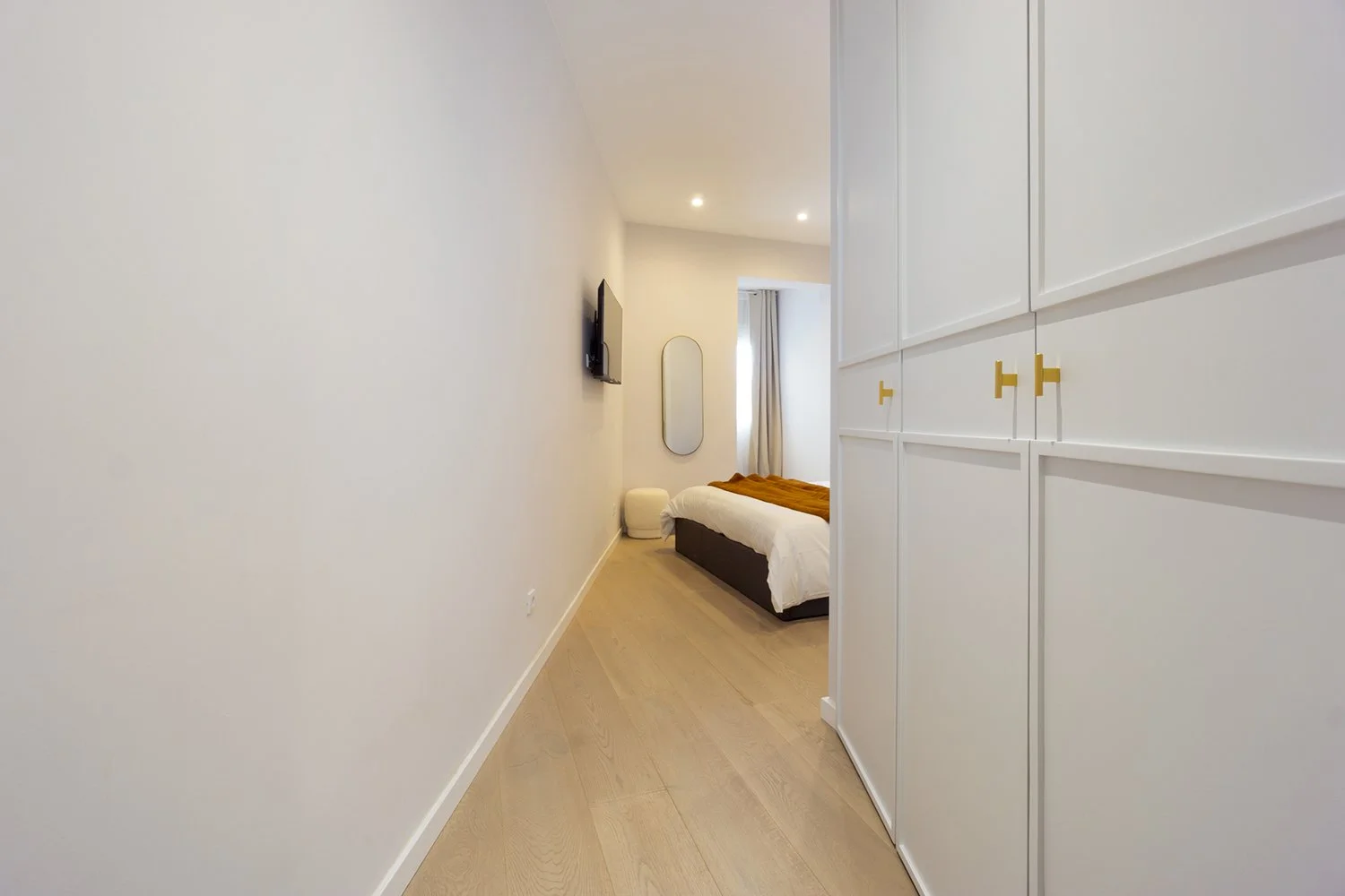Mallorca-ReformaIntegral-Interiorismo-dormitorio-armario.jpg
